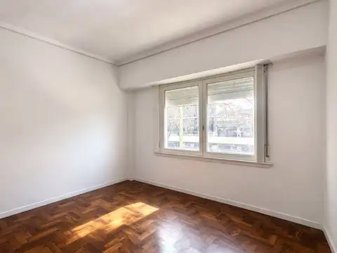 Avenida Juan Bautista Alberdi 6700
