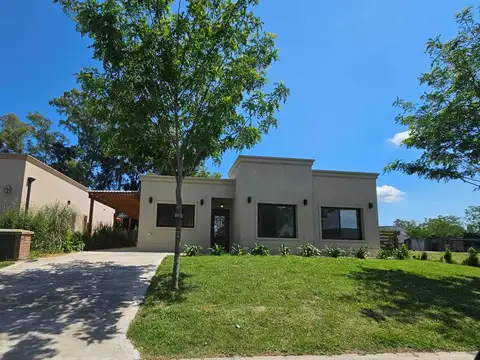 Casa  en Alquiler en Santo Tomas, Derqui, Pilar