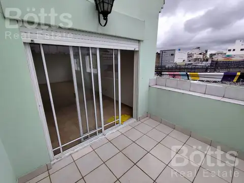 Depto Tipo Casa en Venta 25 años