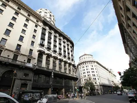 Roque Saenz Peña al 600