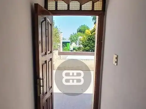 Depto Tipo Casa en Alquiler de 2 dormitorios