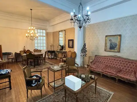 Departamento en Alquiler de 6 ambientes