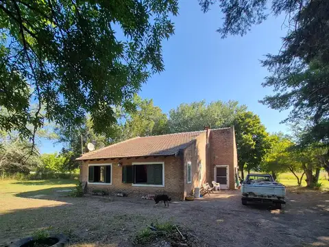 18 Has Agricola ,casa Ppal. , casa de  casero