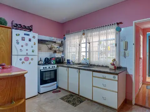 Depto Tipo Casa 4 ambientes con 2 baños
