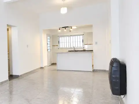 Depto Tipo Casa en Venta de 3 ambientes