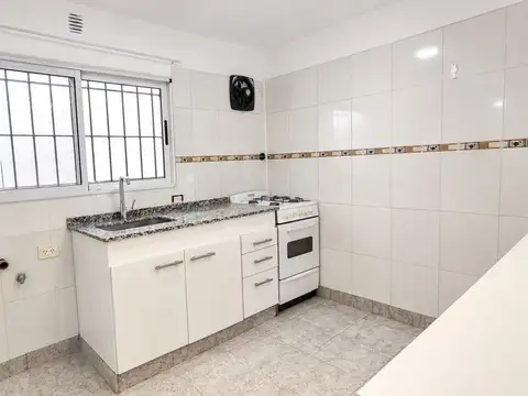 Depto Tipo Casa en Venta 46 años