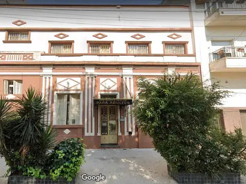 AMPLIA CASA FUNCIONANDO COMO GERIATRICO APTA VARIOS RUBROS