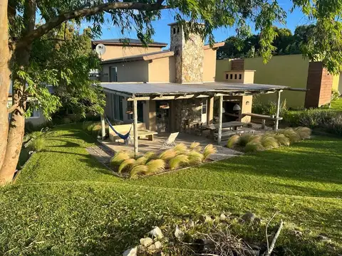 Casa  en Venta en Costa Esmeralda, Costa Atlántica, Buenos Aires