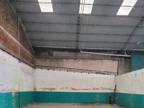 Importante Galpón sobre Camino Rivadavia, Ensenada