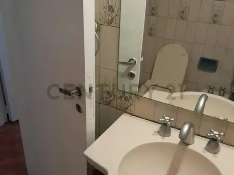 Departamento 4 Ambientes con Jardín en Flores - Amplitud y Tranquilidad - Oportunidad