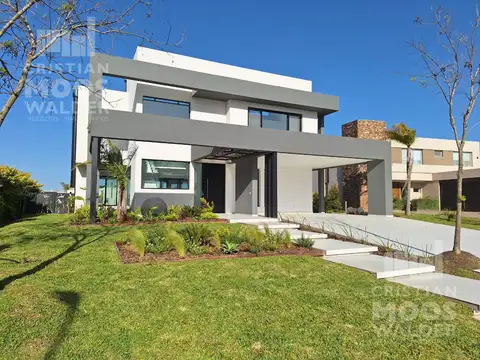 Casa en Venta de 4 dormitorios