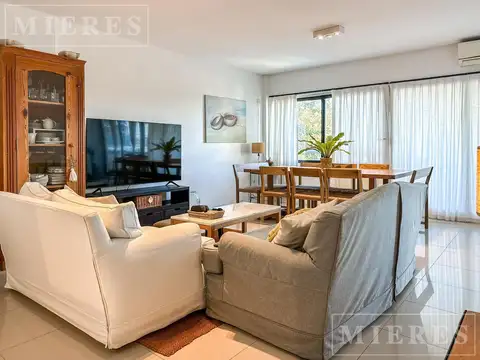 Departamento en Alquiler de 3 dormitorios