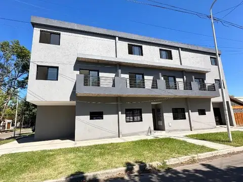 VENTA DEPARTAMENTO 3 AMBIENTESCON PATIO MERLO