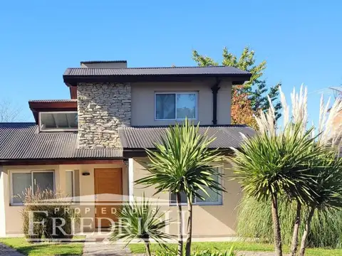 Casa en venta Country Club Banco Provincia