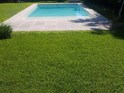 Casa en Los Alamos Club de Campo - tres dormitorios- Pileta - Golf - Tenis - fubol- caballeriza