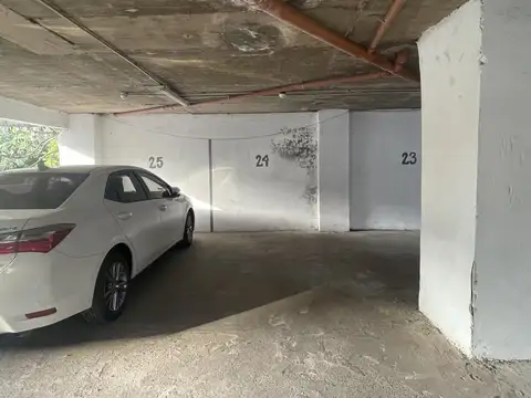Alquiler | Cochera | Edificio Maríangeles