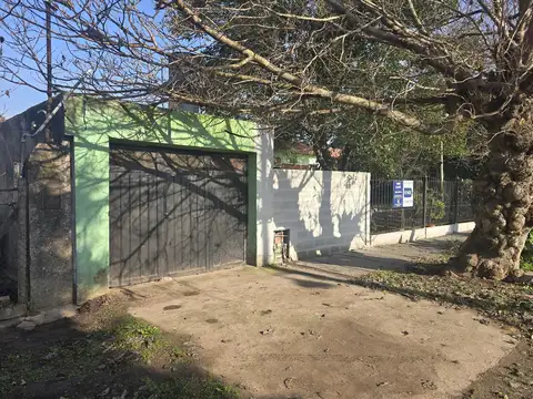 Casa en Venta con 1 cochera