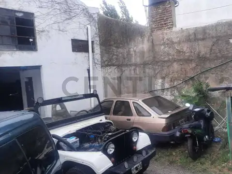 Galpon en Venta 30  mts Fondo
