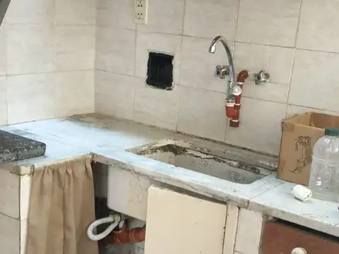 Departamento 8 ambientes con 3 baños