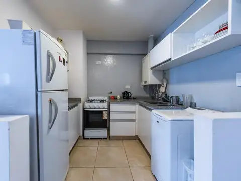 Temporario Amoblado con hermoso balcón en B° General Paz