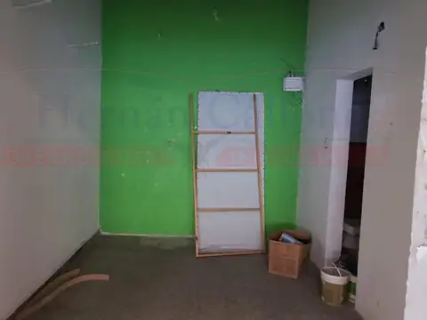 Galpon en Venta 55  mts Fondo