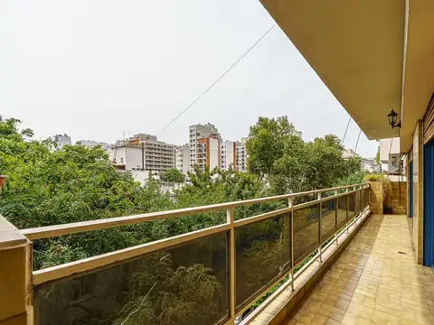 Departamento 4 ambientes con 3 baños