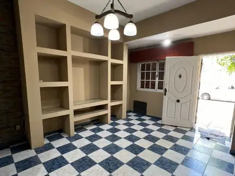 Casa 4 ambientes en venta Caseros Apta Credito