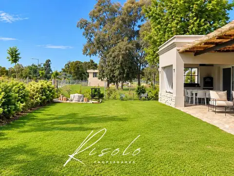 Casa Monoambiente con 2 baños