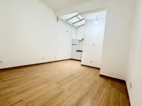 VENTA DPTO 3 AMB RECICLADO- CHACARITA