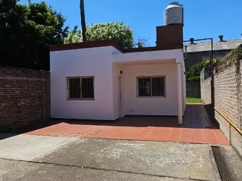 ALQUUILER V. BALLESTER GALPÓN 200 m2 con OFICINAS Z/RI