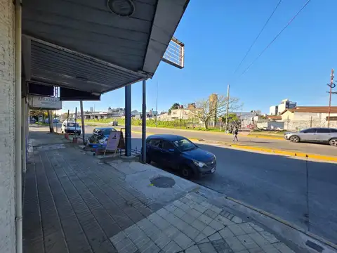 Avenida Gobernador Vergara 4700