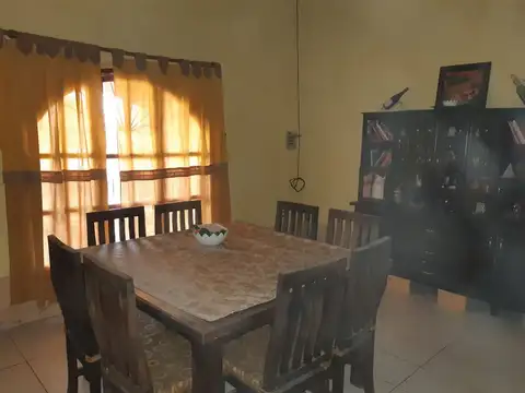Casa en Alquiler de 4 dormitorios