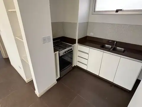 Excelente Departamento de 2 dormitorios en alquiler ubicado en calle 38 e/3, La Plata