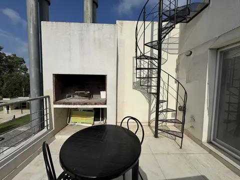 Departamento en Venta en Fisherton, USD 68.000