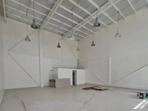 Local en Alquiler A Estrenar