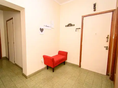 Departamento 4 ambientes con 2 baños