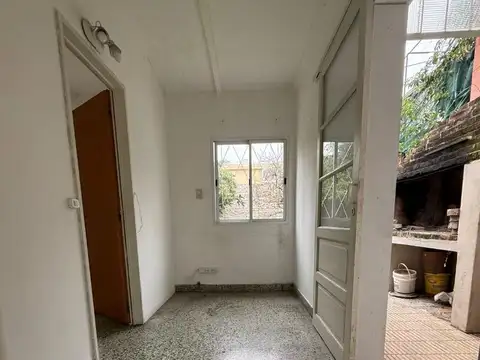 Depto Tipo Casa en Alquiler 50 años