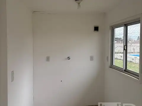 Casa 2 ambientes con 1 baño