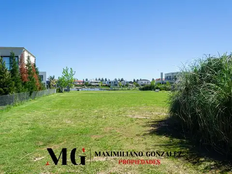 Terreno en Venta 30  mts Frente