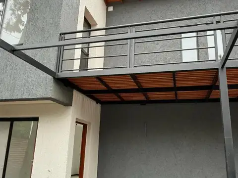 Casa en Venta en Av del Sol, USD 125.000