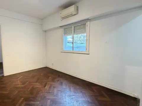 VENTA 2 AMBIENTES BAJO BELGRANO con GRAN JARDIN