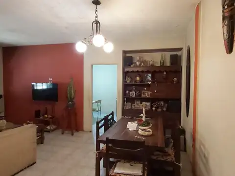 Casa en Venta en Castelar Sur, USD 70.000