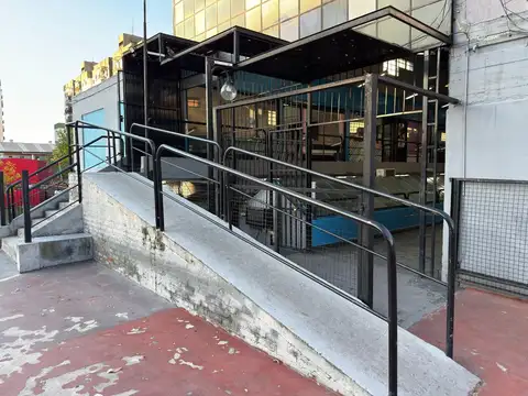 Local en Venta 30 años