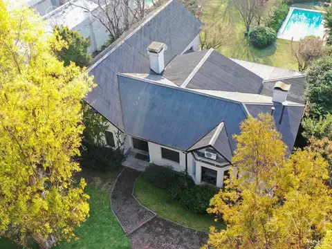 OPORTUNIDAD EXCLUSIVA I VENTA Casa Estilo Campo en Barrio Privado Sausalito / Pilar