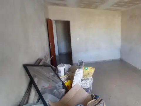 Casa 3 ambientes con 2 baños