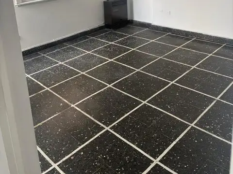 Depto Tipo Casa en Venta de 1 dormitorio