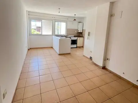 Departamento en alquiler 1 dorm en Alto Alberdi