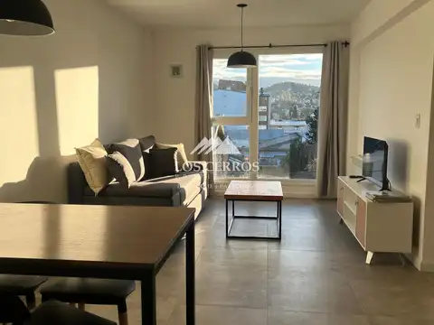 Alquiler de Departamento en Bariloche de  un dormitorio-impecable, luminoso  y amueblado