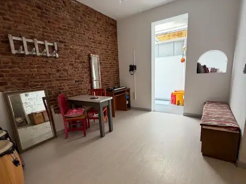 Depto Tipo Casa en Venta de 2 ambientes