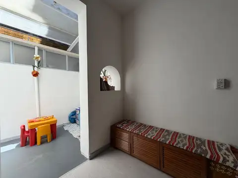 Depto Tipo Casa 2 ambientes con 1 baño